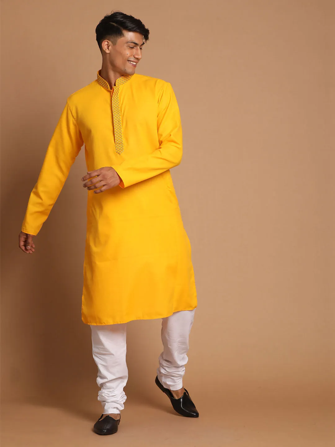 VASTRAMAY Men's Yellow & White Kurta Set